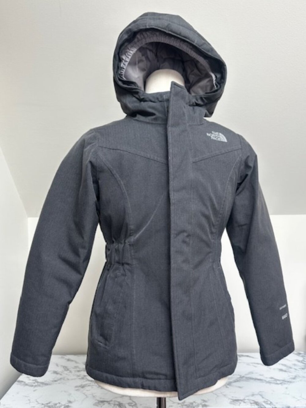 The North Face DryVent 550 Girls Puffer Jacket Coat Hood Gray Medium 10/12